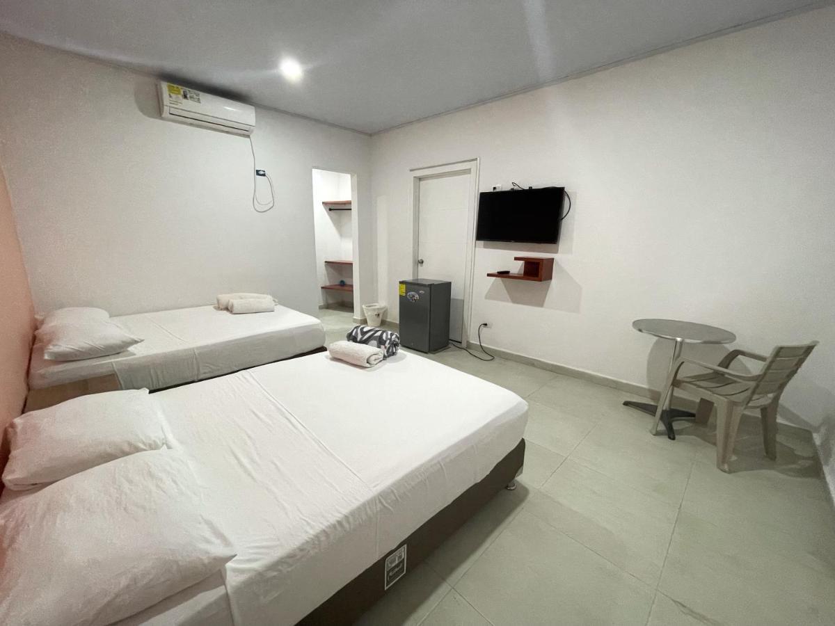 Apartahotel Caribe Diez San Andrés Esterno foto