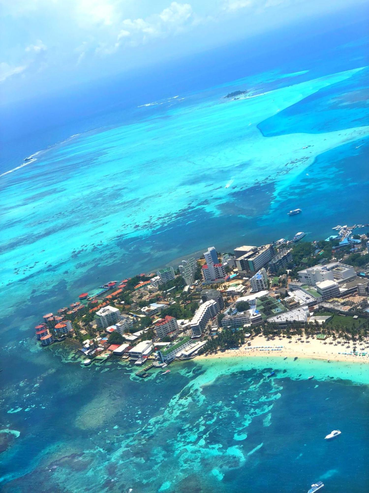 Apartahotel Caribe Diez San Andrés Esterno foto