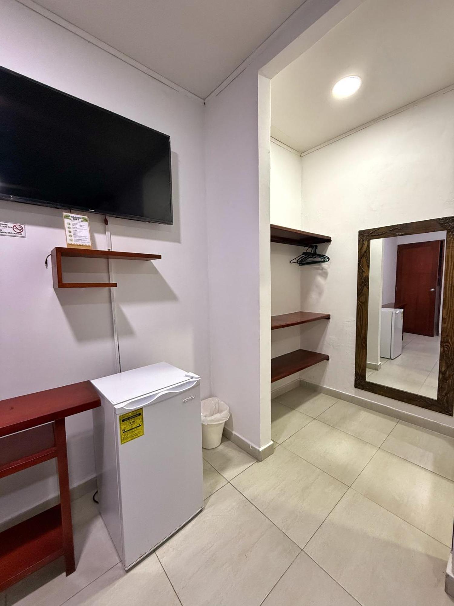 Apartahotel Caribe Diez San Andrés Esterno foto