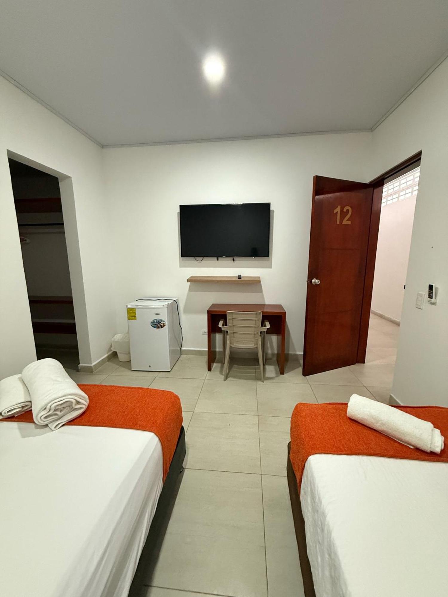Apartahotel Caribe Diez San Andrés Esterno foto