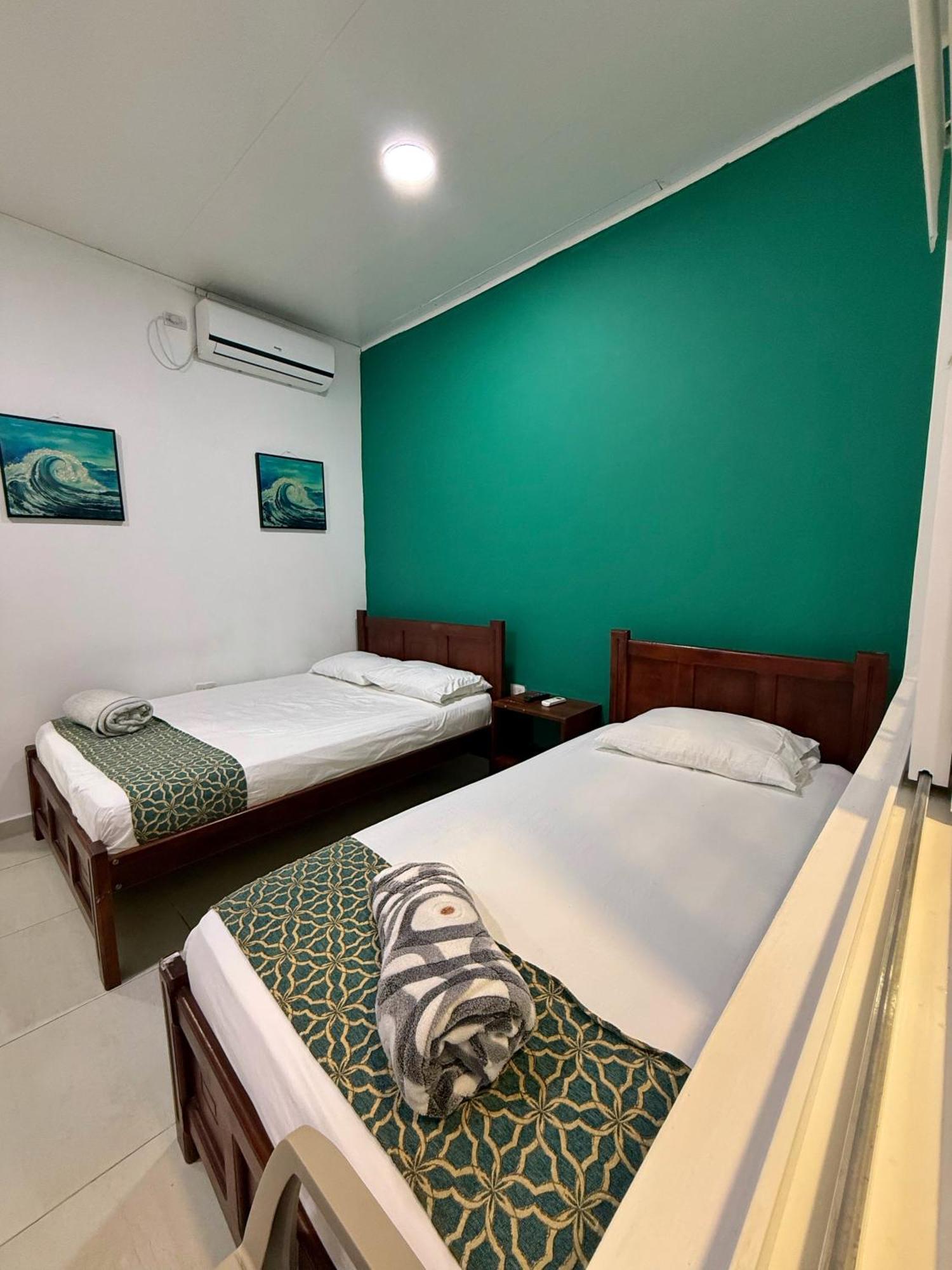 Apartahotel Caribe Diez San Andrés Esterno foto